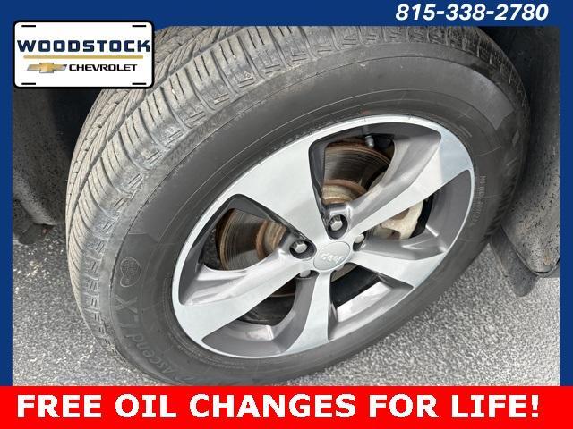 used 2019 Jeep Cherokee car, priced at $16,995