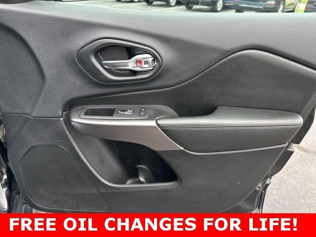 used 2019 Jeep Cherokee car, priced at $16,795
