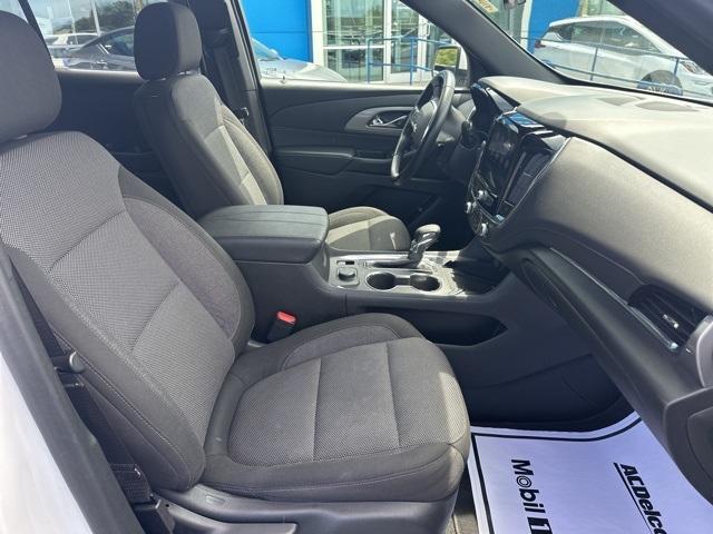 used 2023 Chevrolet Traverse car, priced at $27,998