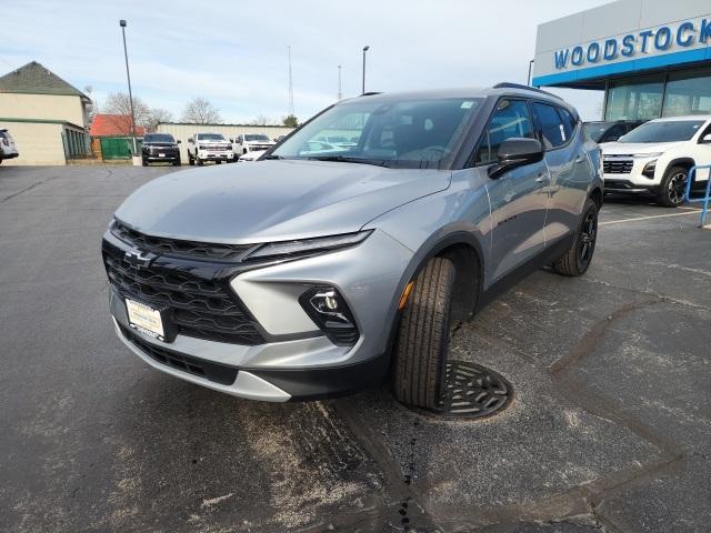 new 2025 Chevrolet Blazer car, priced at $37,244