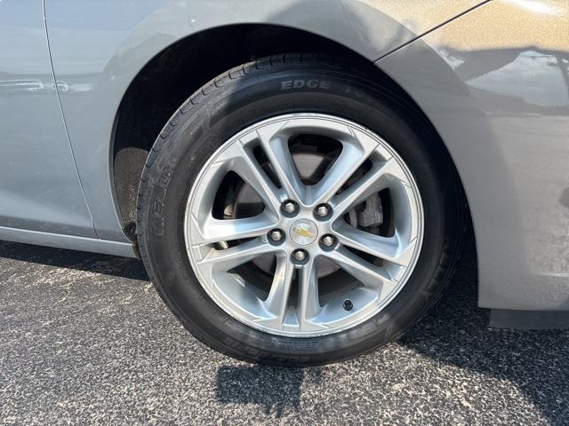 used 2017 Chevrolet Cruze car, priced at $9,899