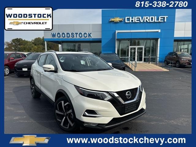 used 2020 Nissan Rogue Sport car, priced at $22,499