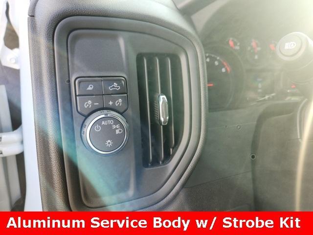 new 2024 Chevrolet Silverado 2500 car, priced at $43,000