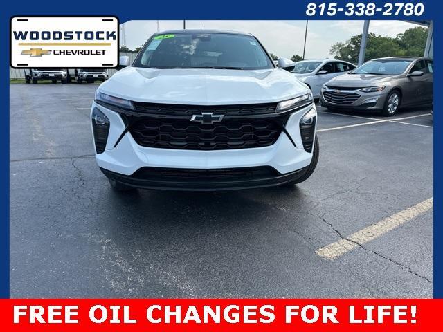 new 2025 Chevrolet Trax car, priced at $22,285