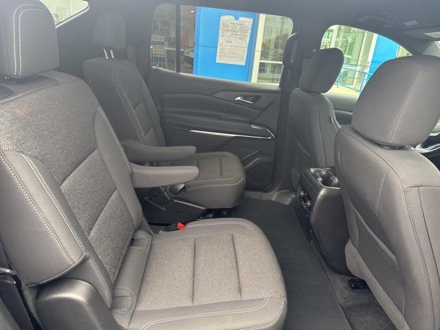 used 2025 Chevrolet Traverse car, priced at $34,995