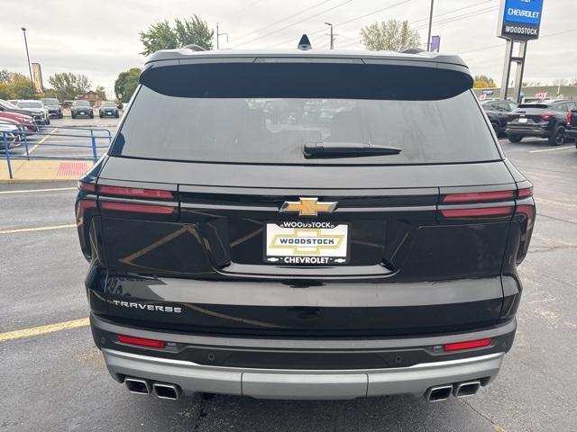used 2025 Chevrolet Traverse car, priced at $34,995
