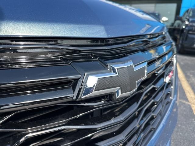 used 2024 Chevrolet Equinox car, priced at $28,999