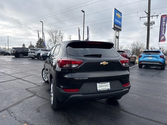 new 2025 Chevrolet TrailBlazer car, priced at $23,768