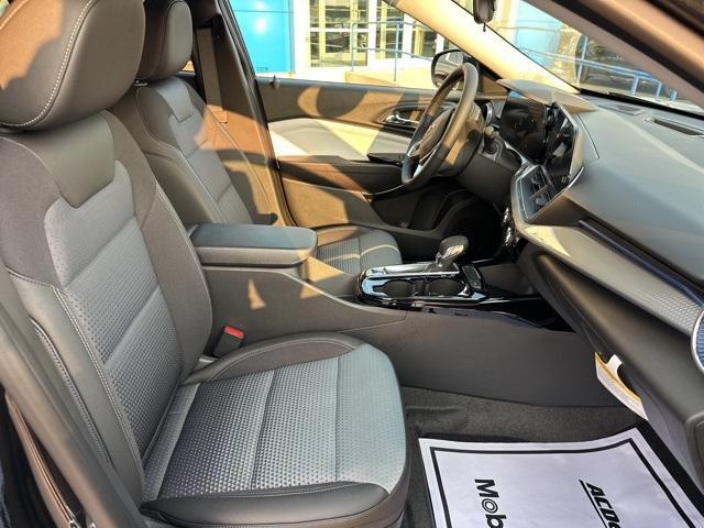 new 2025 Chevrolet Trax car, priced at $23,390
