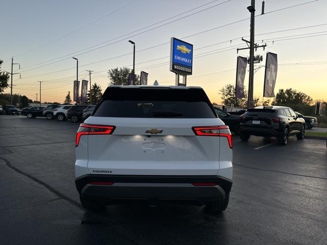 new 2025 Chevrolet Equinox car, priced at $30,560