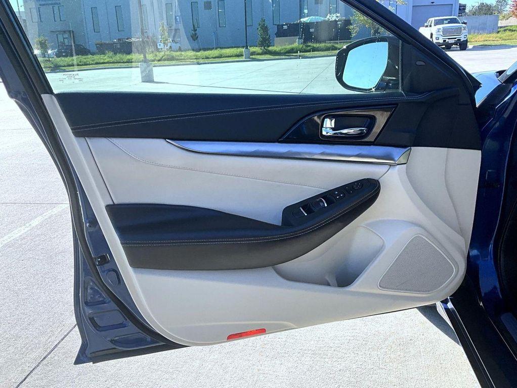 used 2019 Nissan Maxima car, priced at $19,674