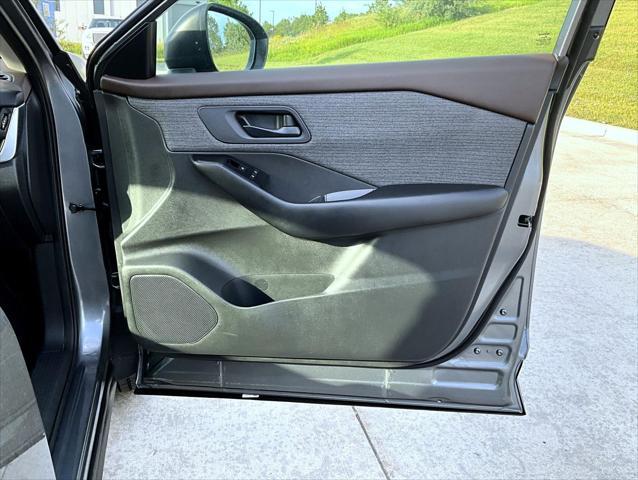 used 2023 Nissan Rogue car, priced at $23,986