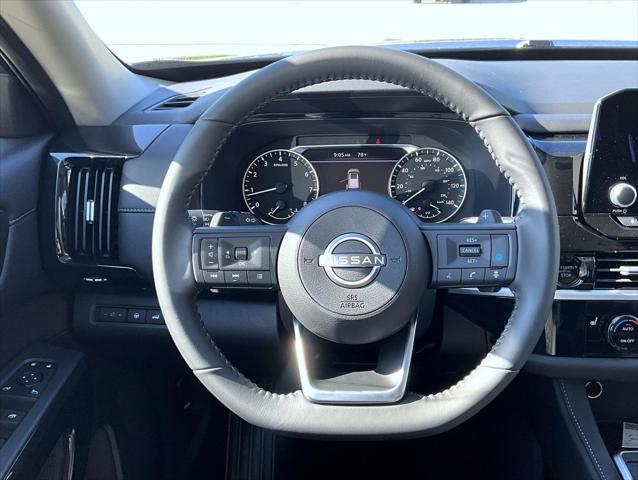 new 2025 Nissan Pathfinder car, priced at $40,658