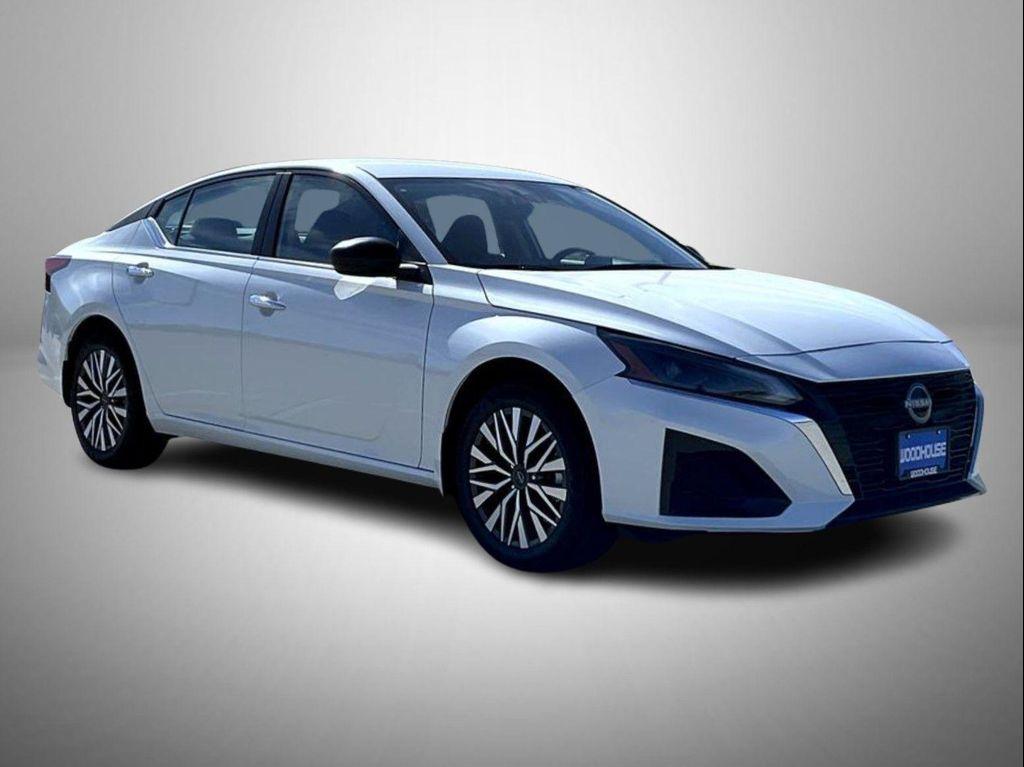 new 2025 Nissan Altima car, priced at $29,113
