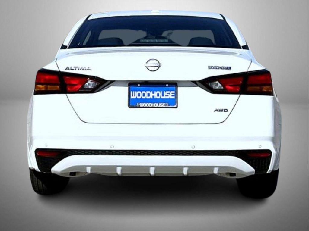 new 2025 Nissan Altima car, priced at $29,113