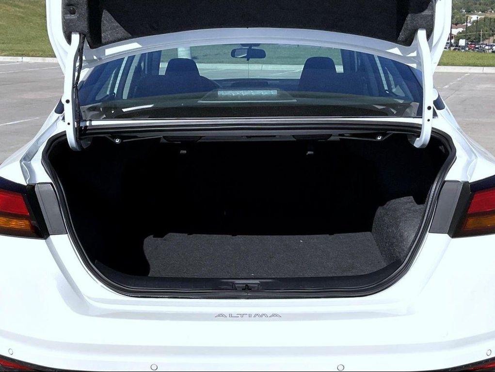 new 2025 Nissan Altima car, priced at $29,113