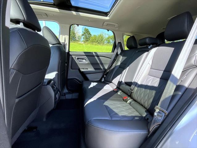 used 2022 Nissan Rogue car, priced at $30,647