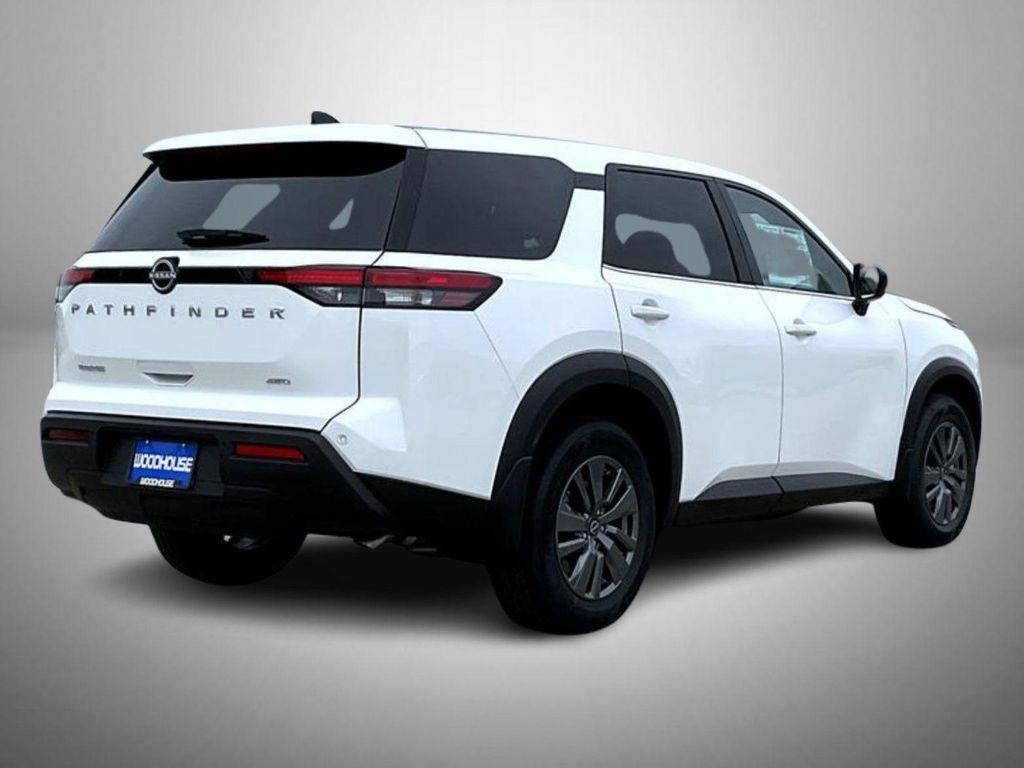 new 2025 Nissan Pathfinder car, priced at $33,580