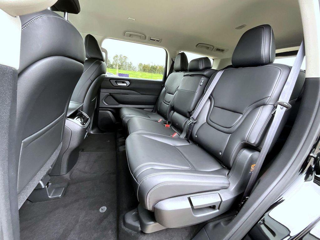 new 2025 Nissan Armada car, priced at $56,149