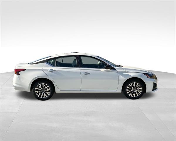 new 2025 Nissan Altima car, priced at $29,554