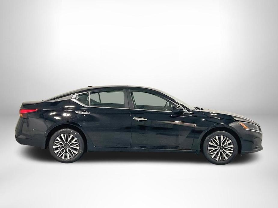 new 2024 Nissan Altima car, priced at $32,500