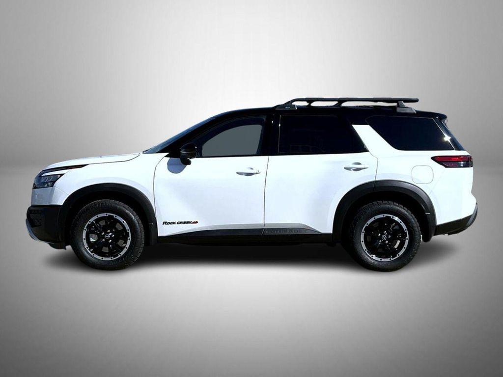 new 2025 Nissan Pathfinder car, priced at $40,283
