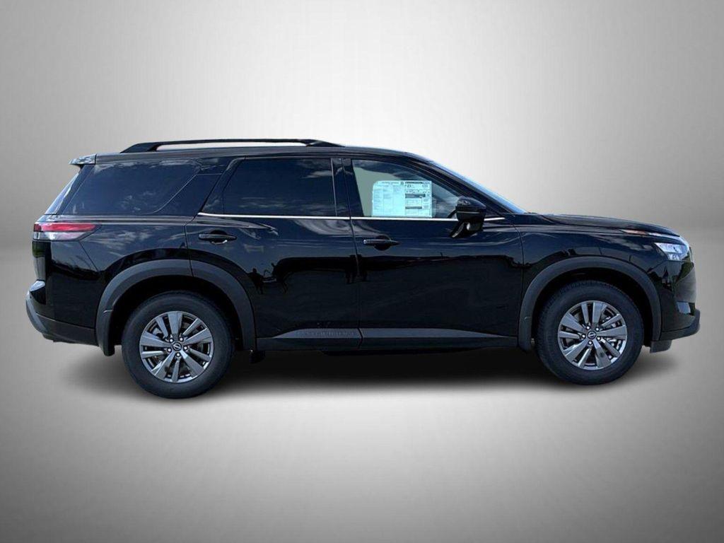 new 2025 Nissan Pathfinder car, priced at $36,772