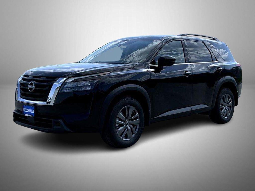 new 2025 Nissan Pathfinder car, priced at $36,772