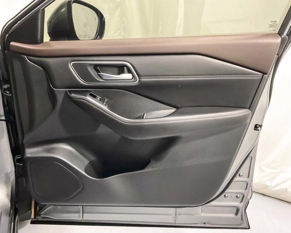 used 2021 Nissan Rogue car, priced at $21,136