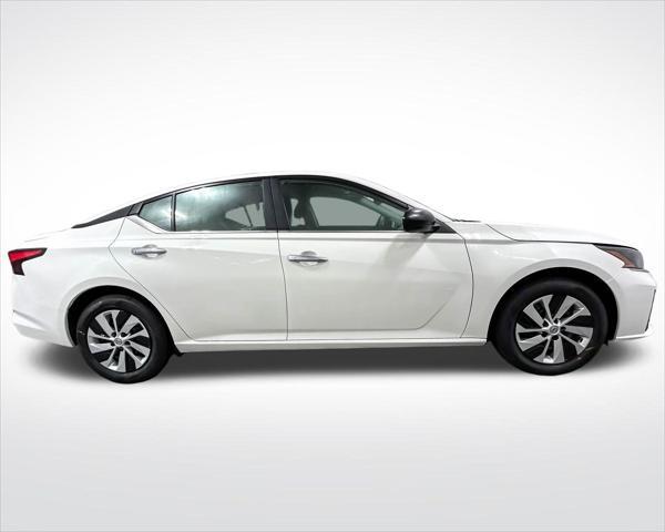 new 2025 Nissan Altima car, priced at $26,804