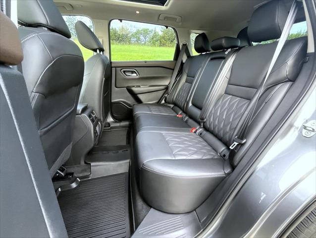 used 2022 Nissan Rogue car, priced at $32,407