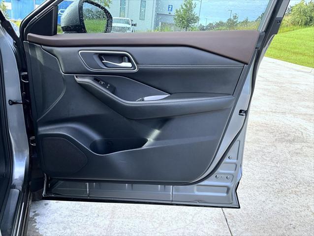 used 2022 Nissan Rogue car, priced at $32,407