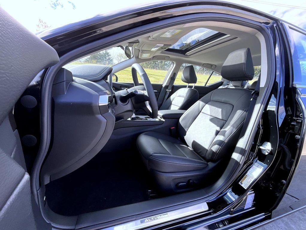 new 2025 Nissan Altima car, priced at $33,197
