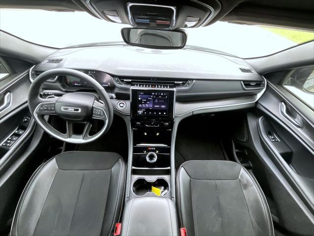 used 2024 Jeep Grand Cherokee car, priced at $39,303