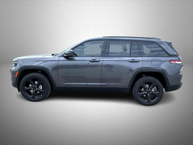 used 2024 Jeep Grand Cherokee car, priced at $39,303