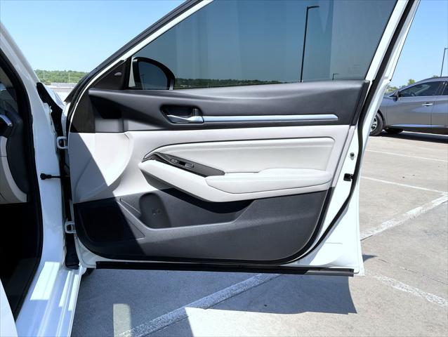 used 2023 Nissan Altima car, priced at $25,785