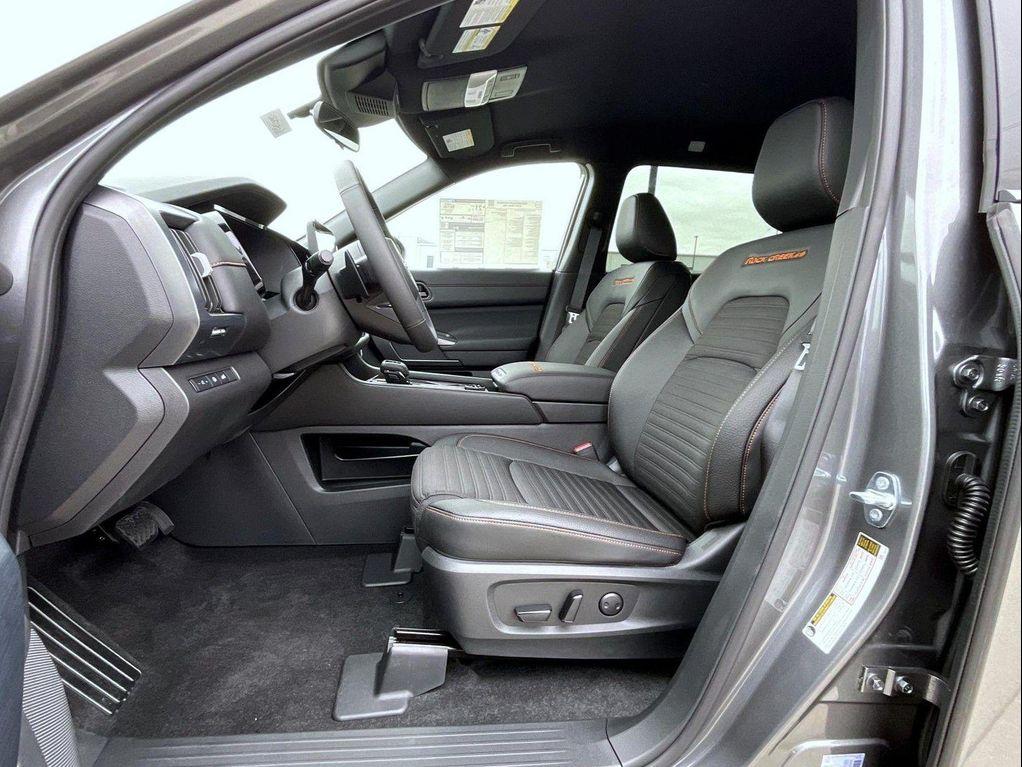 new 2025 Nissan Pathfinder car, priced at $39,381