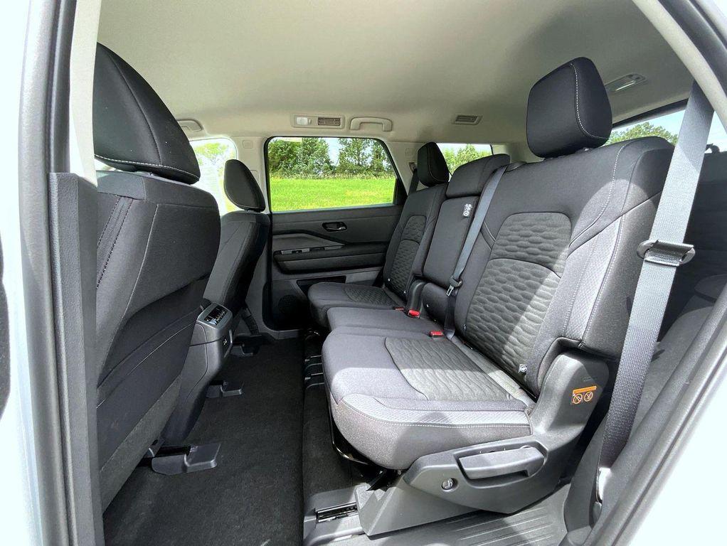 new 2025 Nissan Pathfinder car, priced at $38,893