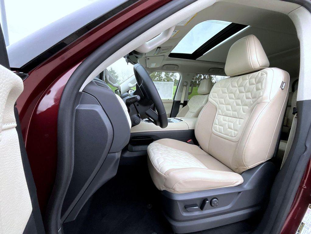 new 2025 Nissan Armada car, priced at $74,866