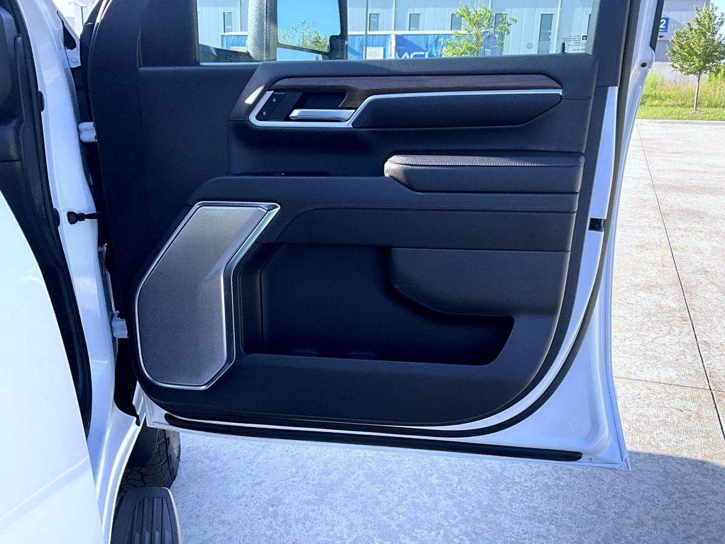 used 2024 Chevrolet Silverado 3500 car, priced at $77,362