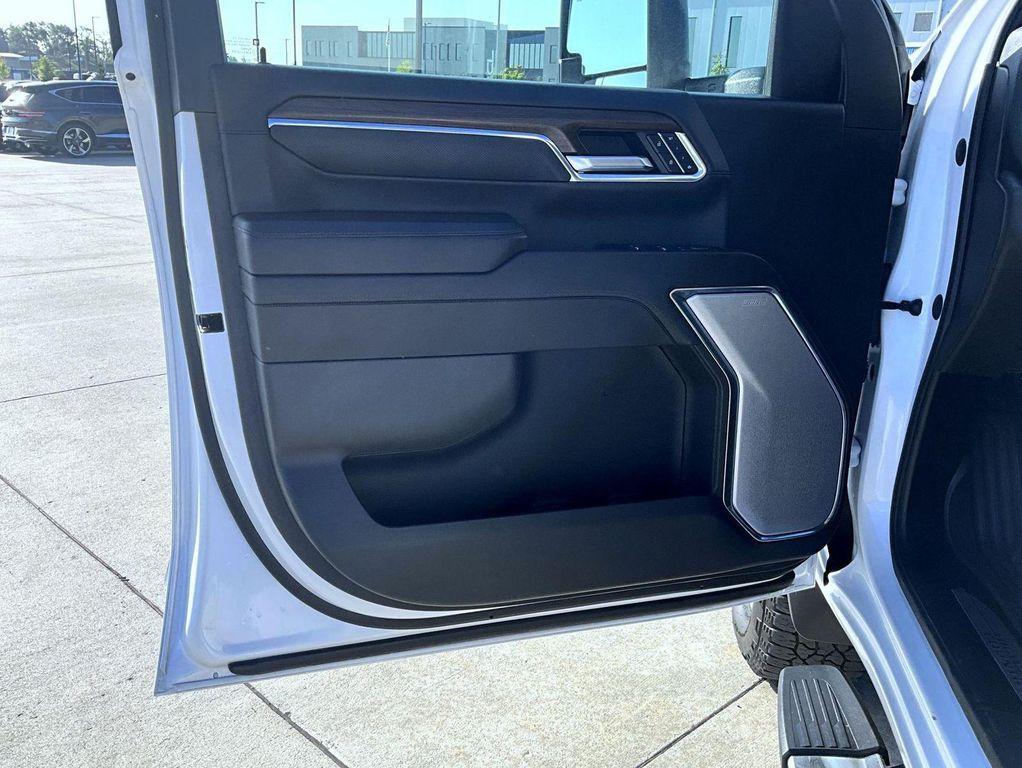 used 2024 Chevrolet Silverado 3500 car, priced at $77,362