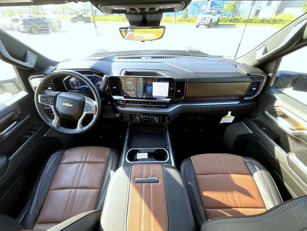 used 2024 Chevrolet Silverado 3500 car, priced at $77,362