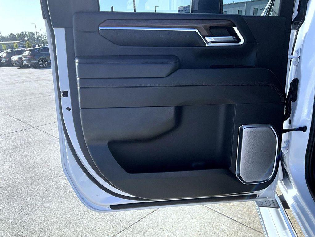 used 2024 Chevrolet Silverado 3500 car, priced at $77,362