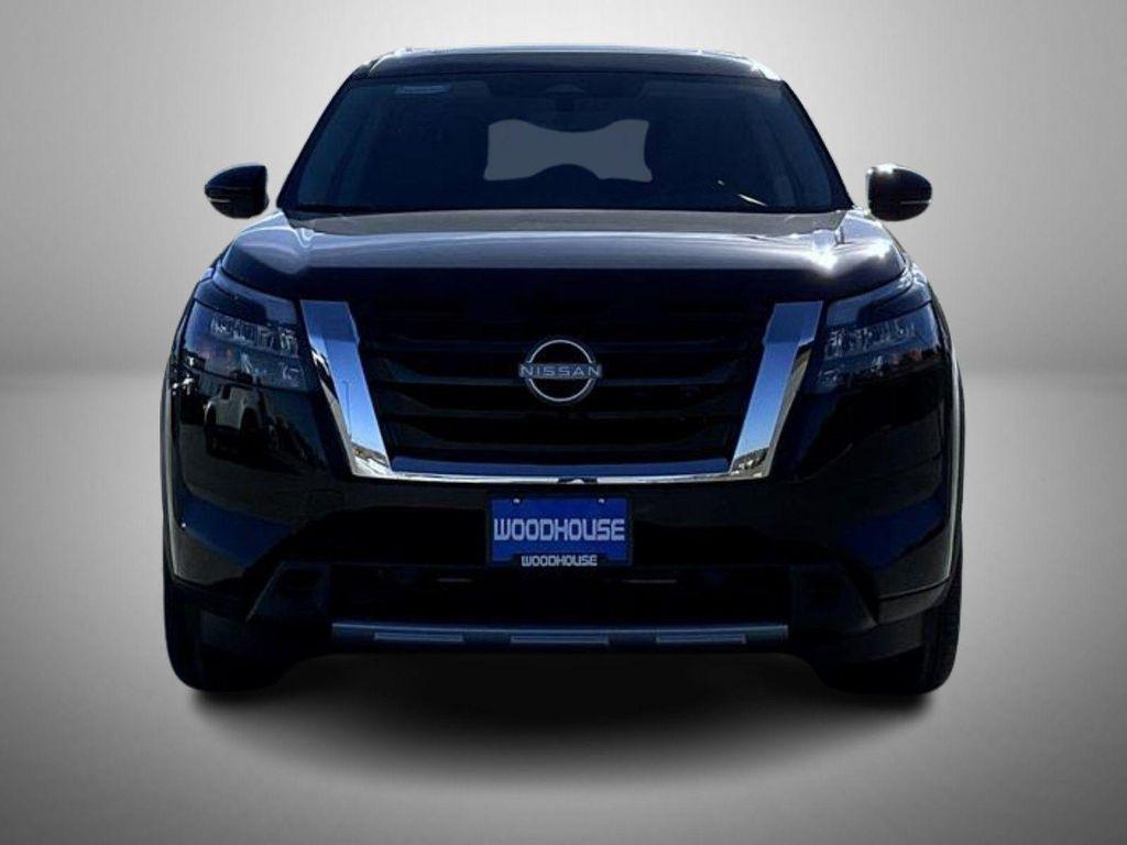 new 2025 Nissan Pathfinder car, priced at $45,835