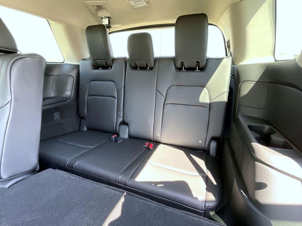 new 2025 Nissan Pathfinder car, priced at $41,209