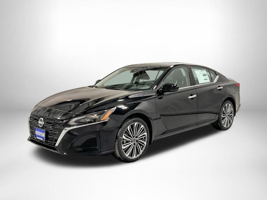new 2024 Nissan Altima car, priced at $35,000