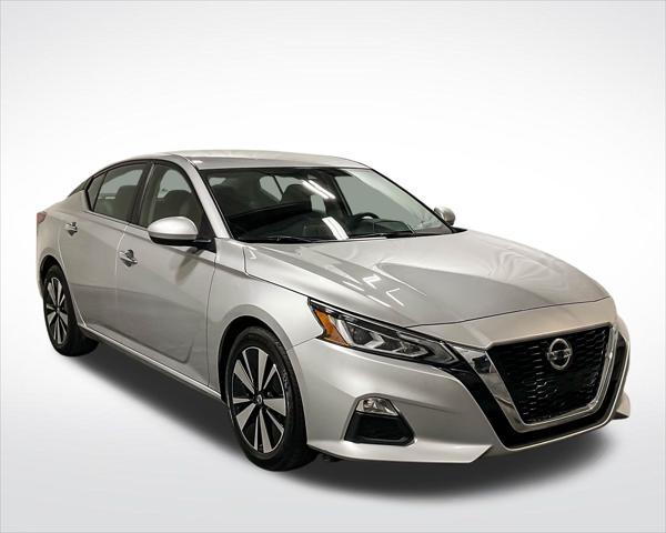 used 2022 Nissan Altima car, priced at $19,633