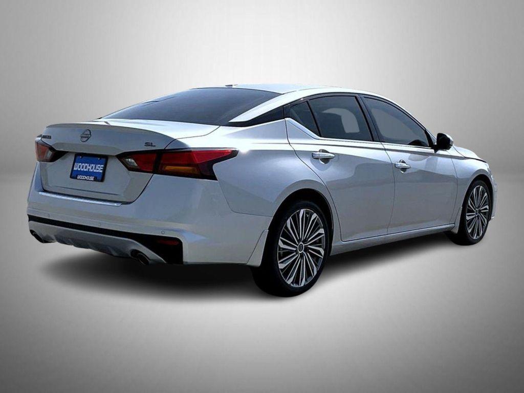 used 2023 Nissan Altima car, priced at $26,466