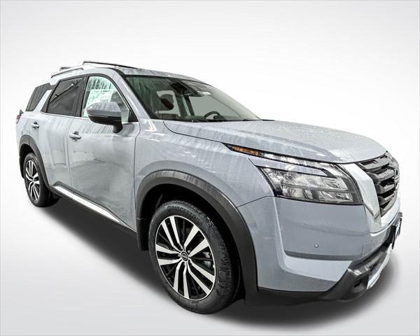 new 2025 Nissan Pathfinder car, priced at $52,829