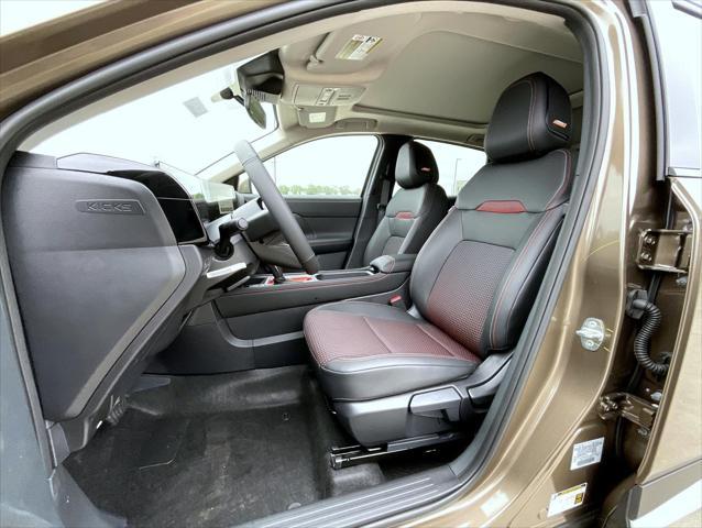 new 2025 Nissan Kicks car, priced at $29,708